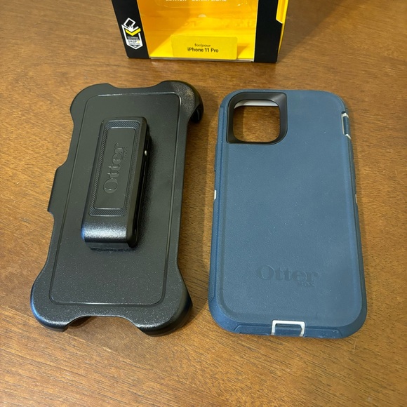 Otter Box Defender Rugged Protection iPhone 11 Pro Screenless Edition Navy Blue - Picture 3 of 12